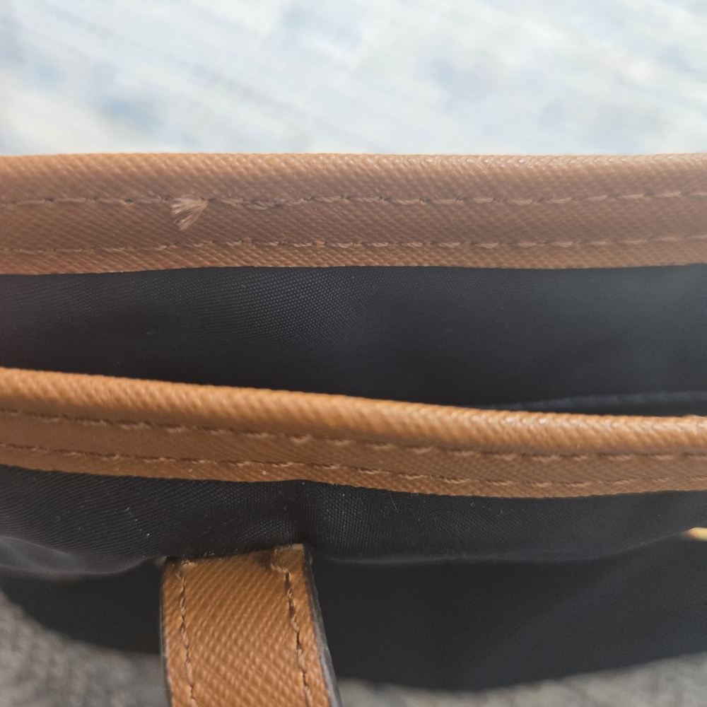 Michael Kors Navy and Tan Tote - Picture 11 of 16